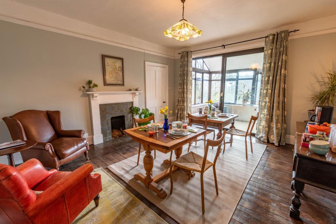 Nutsford House Bed & Breakfast Dulverton Exterior photo