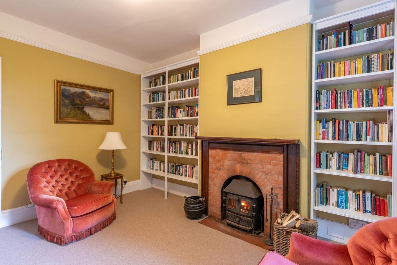 Nutsford House Bed & Breakfast Dulverton Exterior photo